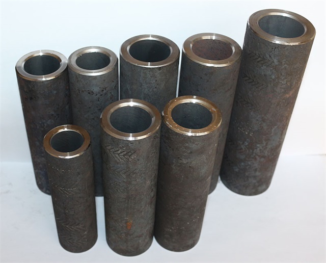 望江<font style='color:red'>冷挤压套筒</font>设备